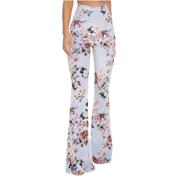 PrettyLittleThing Pants - Pretty Little Thing “Grey floral velvet flared pants” pretty print, size 10